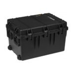 Litepanels-Traveler-Case-Astra-IP-Half1x1Trio-wCut-Foam_01.jpg