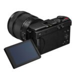 Panasonic-Lumix-DC-S9_Noir-28-200_01.jpg